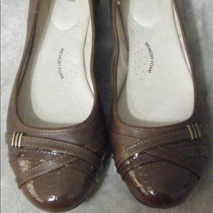 Tru Memory Foam Brown flats 11W